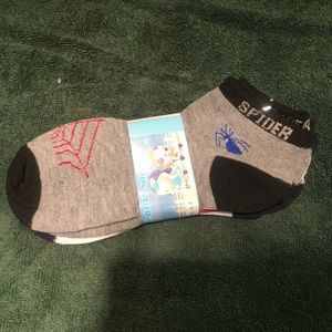 Boys spider ankle socks